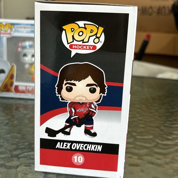 Alex Ovechkin Funko Pop - Picture 2 of 4